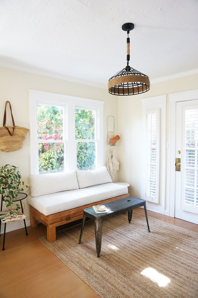 Building Photo - 2352 Ocean Ave