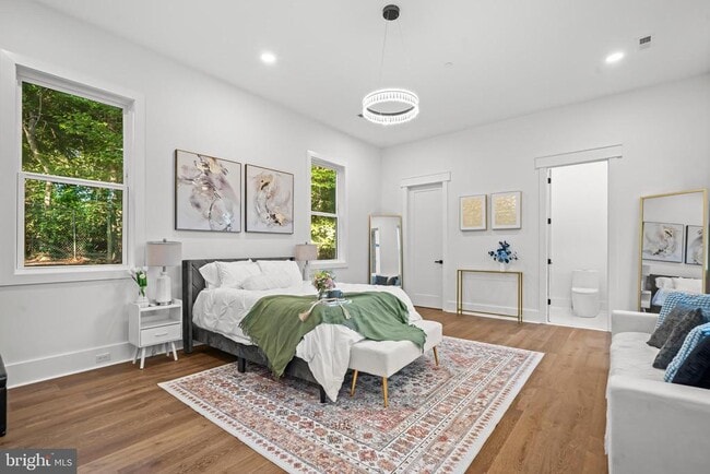 Building Photo - 811 Sligo Creek Pkwy