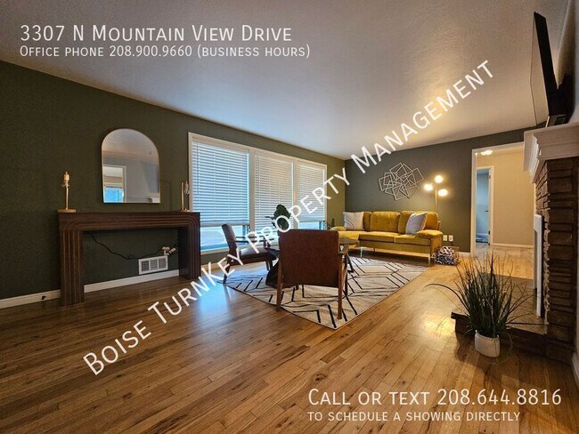 Building Photo - 3307 N Mountain View Dr