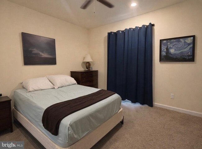 Building Photo - 100 W Merchant St