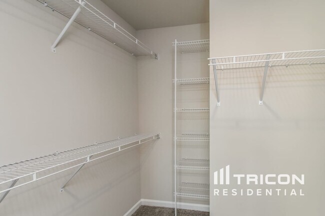 Building Photo - 937 Dawsons Park Wy