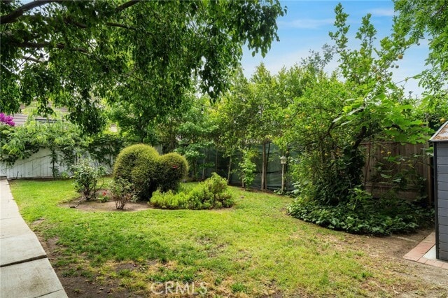 Building Photo - 1812 Las Flores Dr