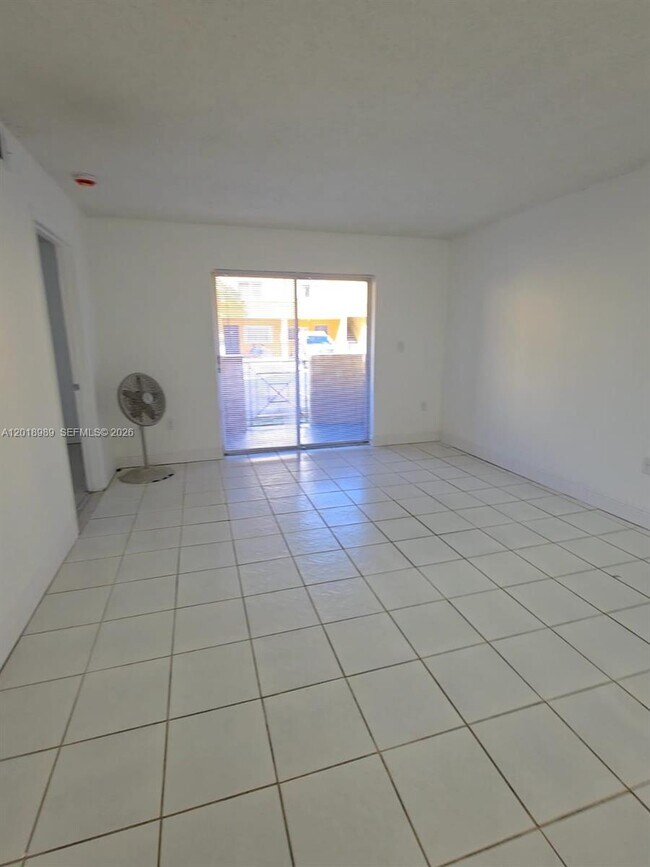 Building Photo - 14961 SW 82nd Ln
