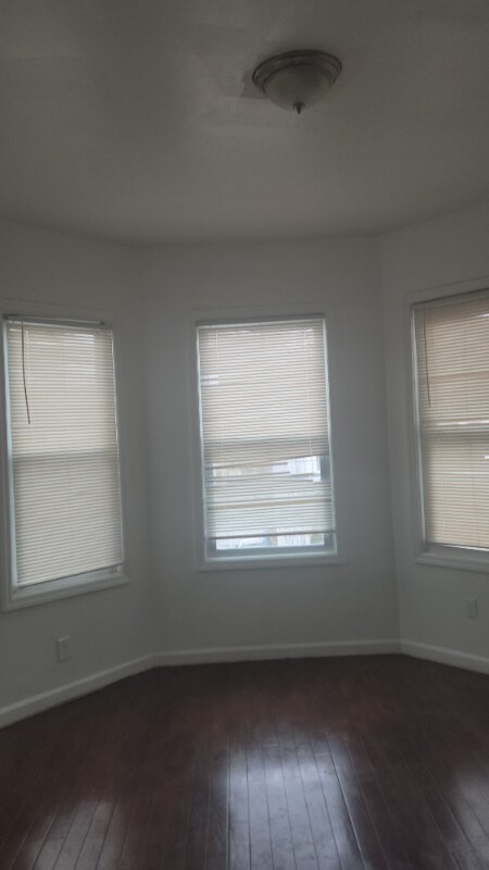 Building Photo - 157 Myrtle Ave