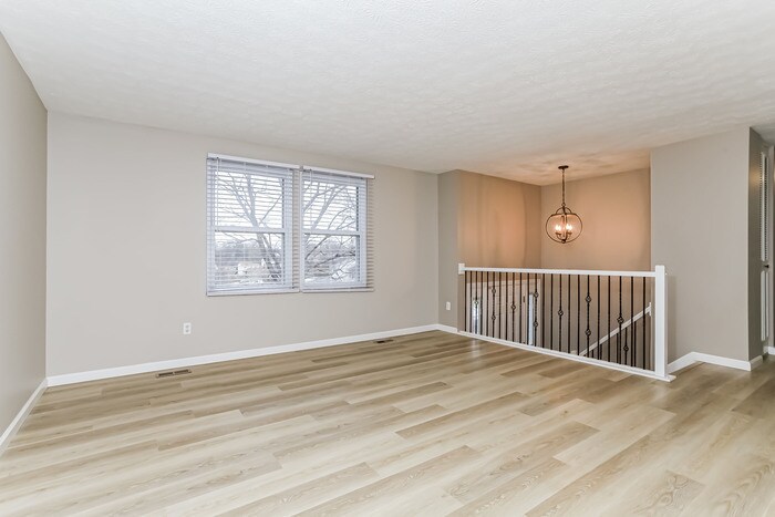 Building Photo - 5370 Casual Ct