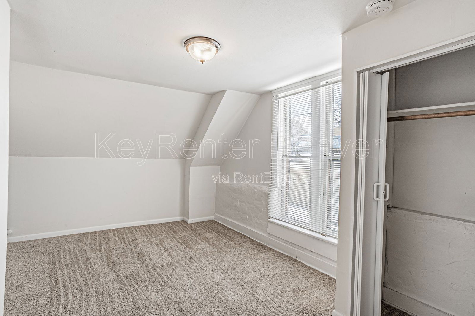 Building Photo - 2033 1/2 Clayton Street