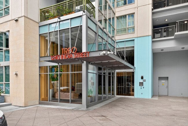 Building Photo - Sleek Urban Living in Vibrant Little Italy