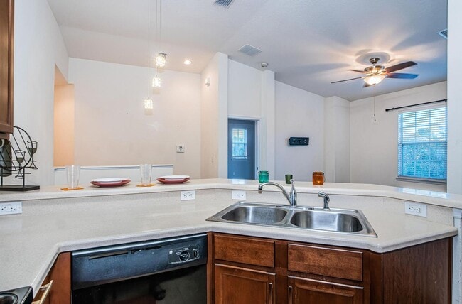 Building Photo - 9013 Moonlit Meadows Loop