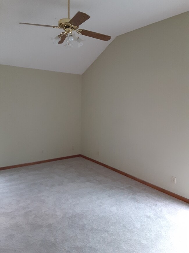 Building Photo - 7309 W 154th Terrace