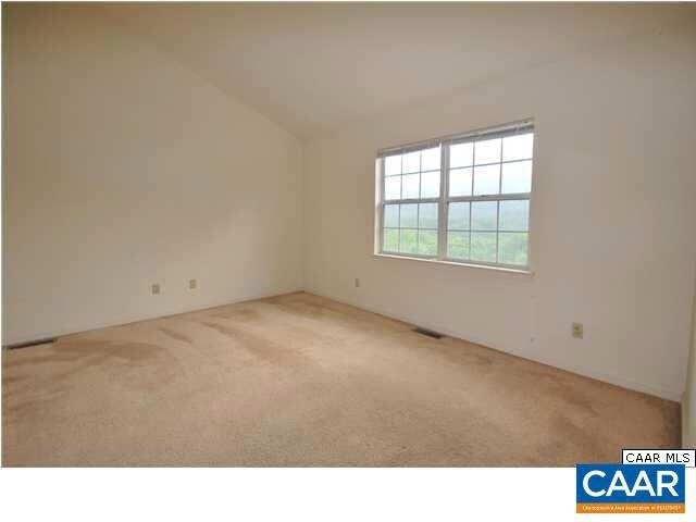 Building Photo - 1235 Maple View Dr