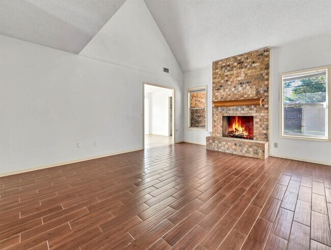 Building Photo - 3807 Winter Haven Dr