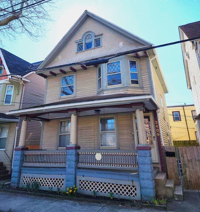 Primary Photo - Welcome Home to Ohio City's Historic Charm!