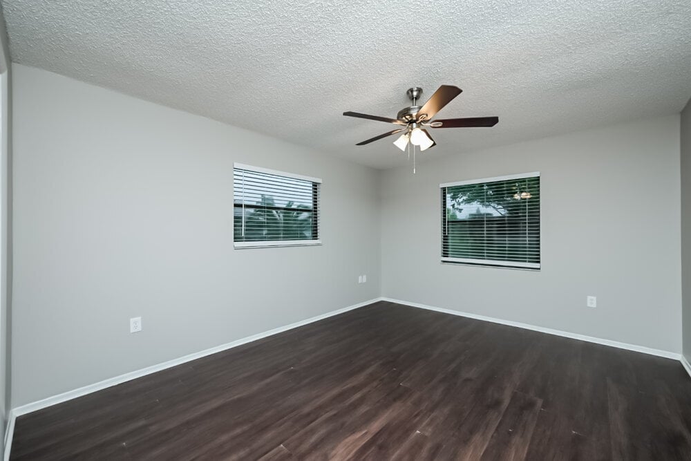 Building Photo - 9136 Lometa Ln