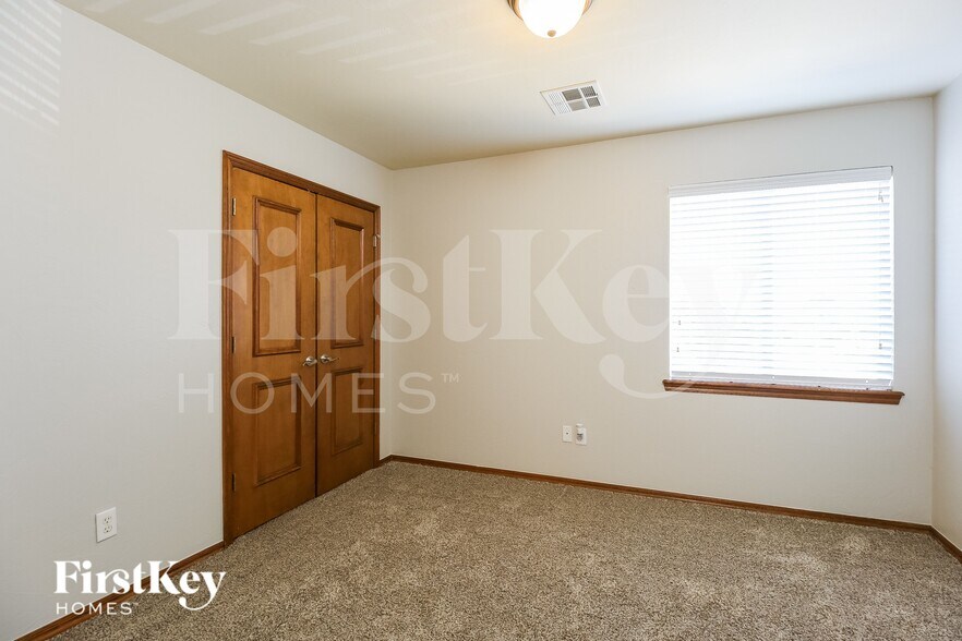 Building Photo - 13909 Korbyn Dr