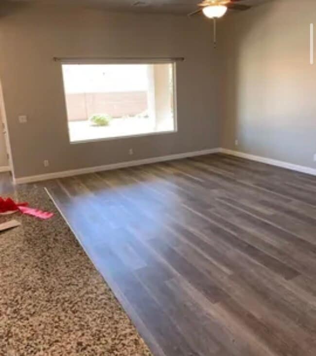 Building Photo - 938 N Sandy Talus Dr