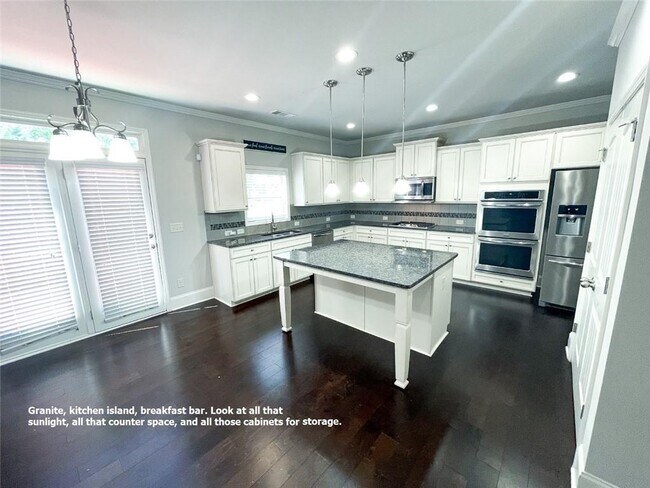 Building Photo - 4030 Tobiano Trl