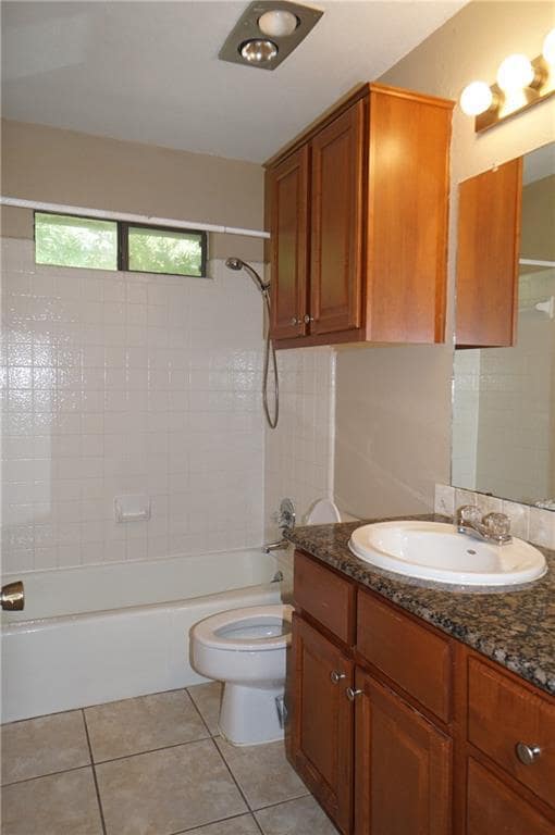 Building Photo - 6525 Hart Ln