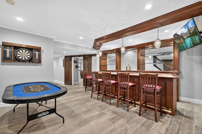 Building Photo - 11 Dorian Way