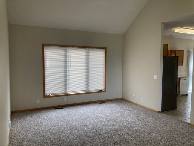 Building Photo - 3200 S 79th St