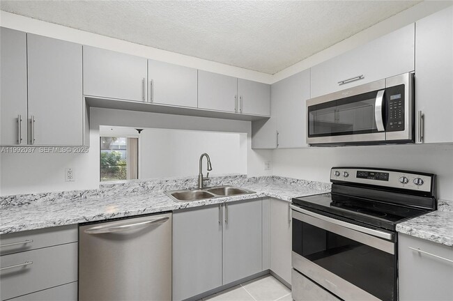 Building Photo - 2376 NW 89th Dr