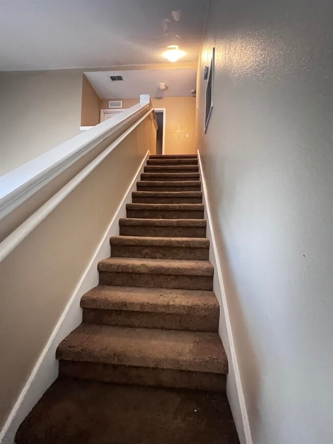 Building Photo - 1833 Nena Hills Dr
