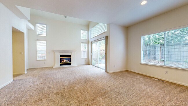 Building Photo - Desirable Skyhawk 3 bedroom Tri-Level Single Family