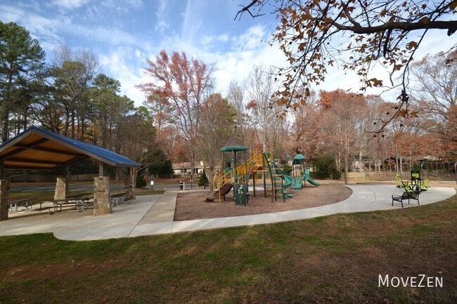 Building Photo - 931 Pinafore Dr