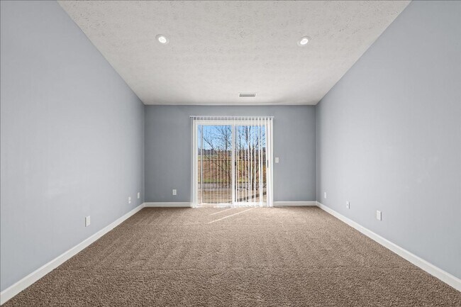 Building Photo - 7938 Circle Front Ct