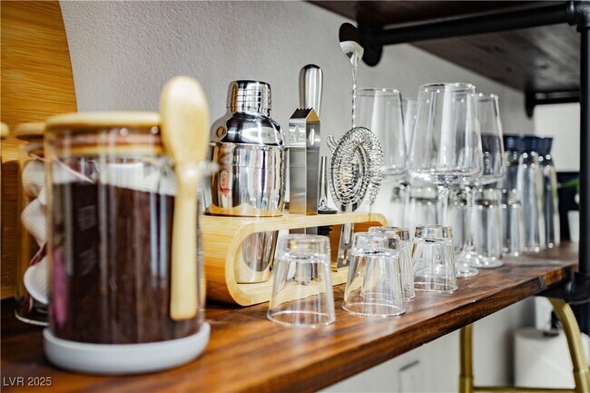 Building Photo - 1414 S 3rd St