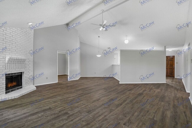 Building Photo - 809 Baxter Dr