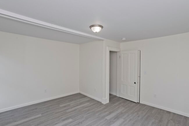 Building Photo - 22 Highland Ave