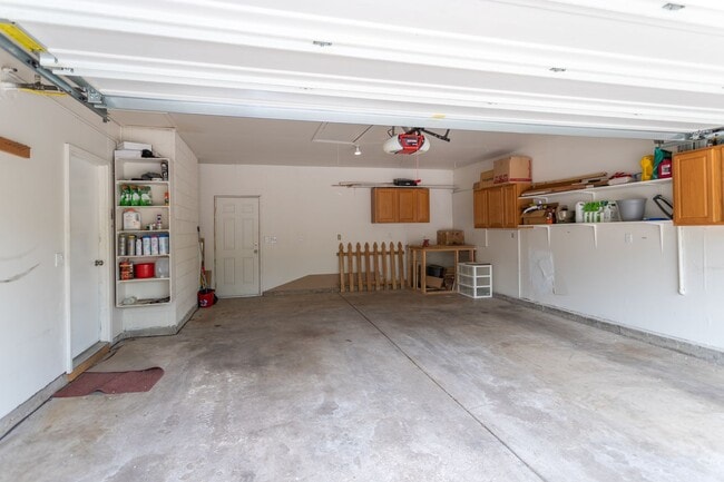 Primary Photo - BEAUTIFUL 4BD SPLIT-LEVEL HOME in VILLA LO...