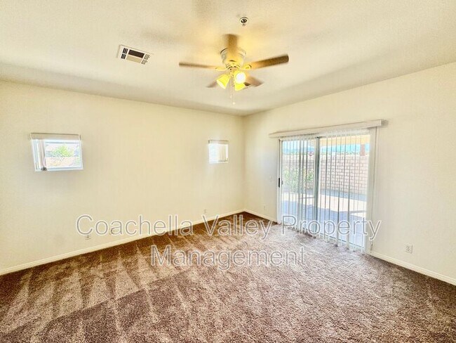 Building Photo - 74091 Daisy Ln