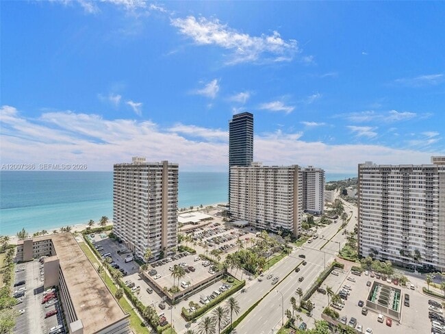 Building Photo - 1945 S Ocean Dr