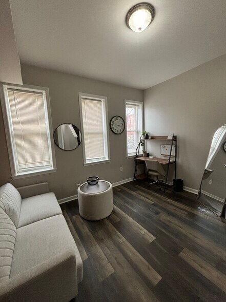 Building Photo - 1151 Myrtle Ave