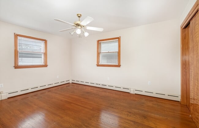 Building Photo - 388 Pleasant View Rd