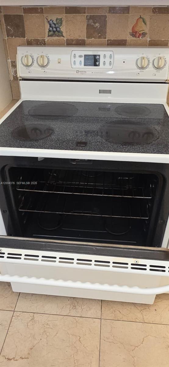 Building Photo - 2750 NE 183rd St