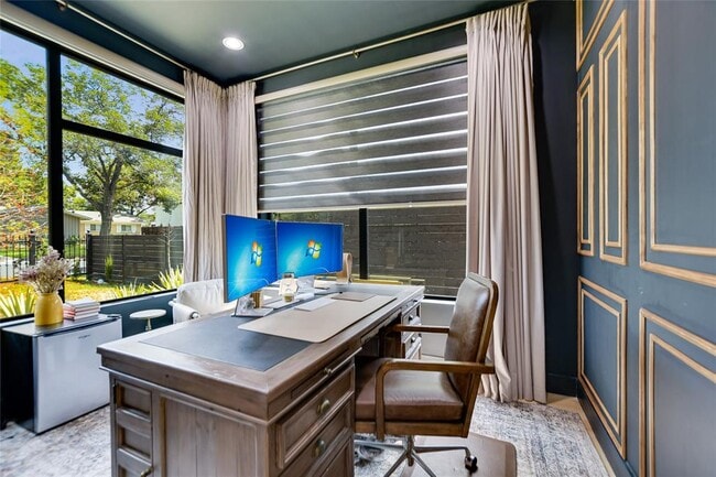 Building Photo - 7810 Hardy Dr