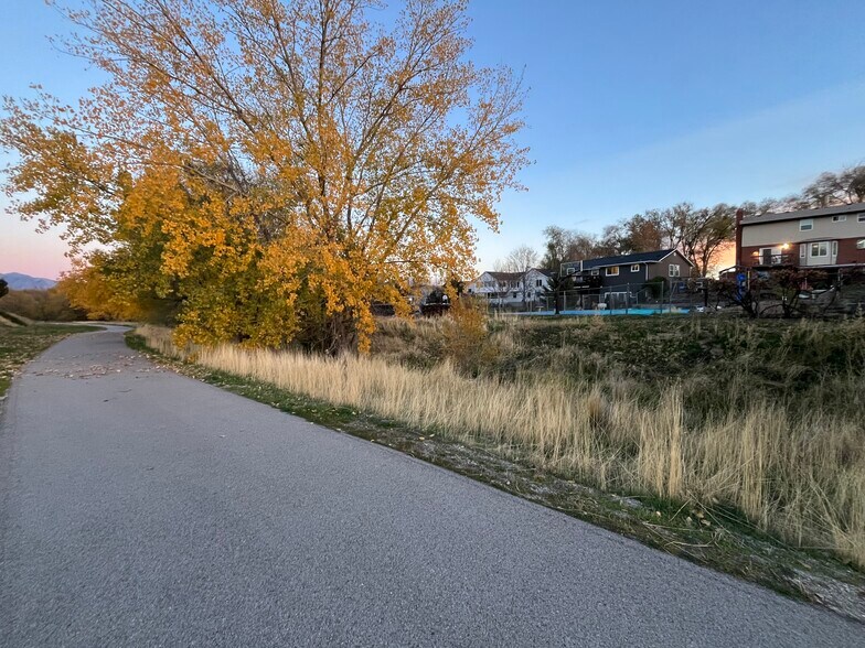 Building Photo - 3934 W Bingham Creek Dr