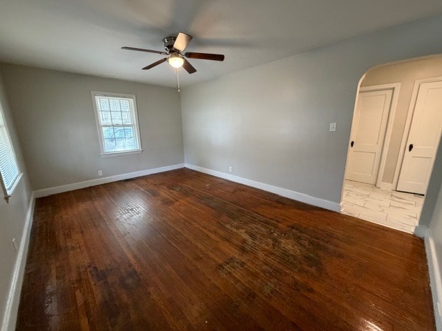 Building Photo - 3806 Wooddale Ln