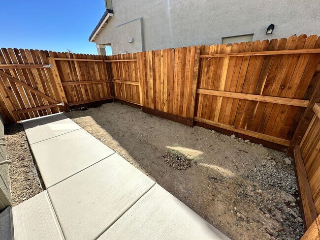 Building Photo - 7820 Rivermeadow Wy