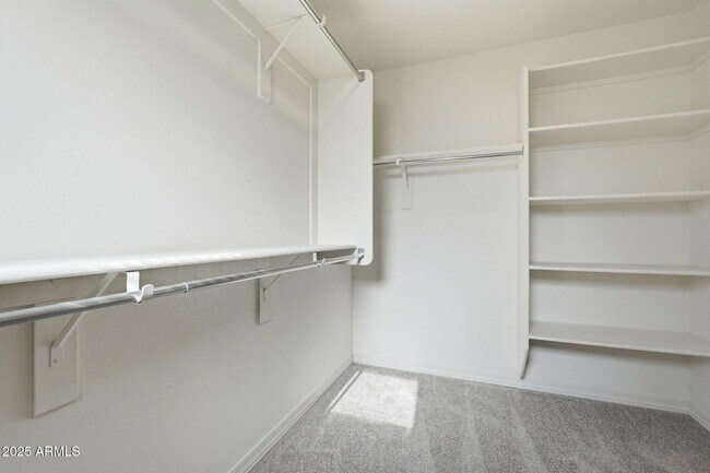 Building Photo - 1647 S 83rd Pl