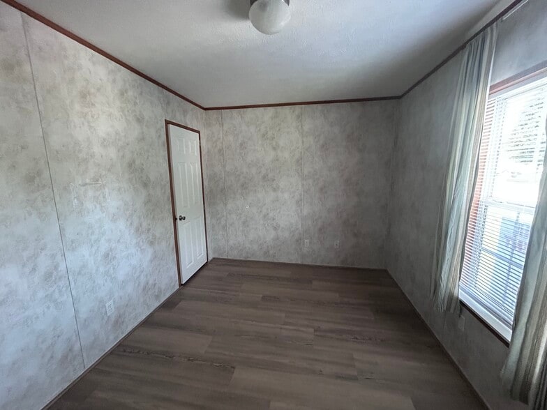 Building Photo - 15 McVey Way