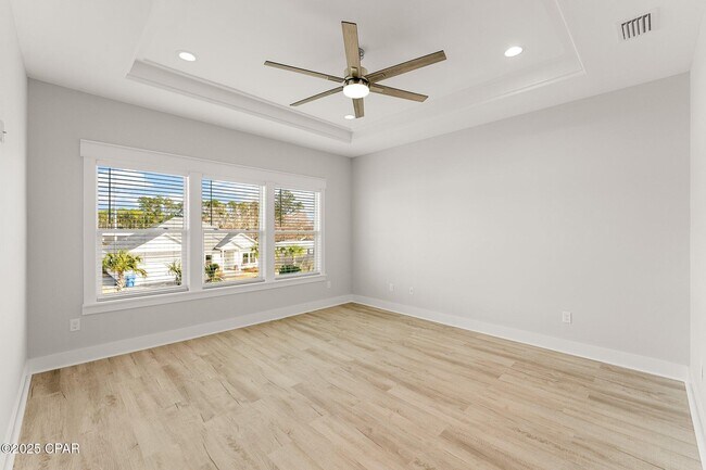 Building Photo - 201 N San Souci Blvd