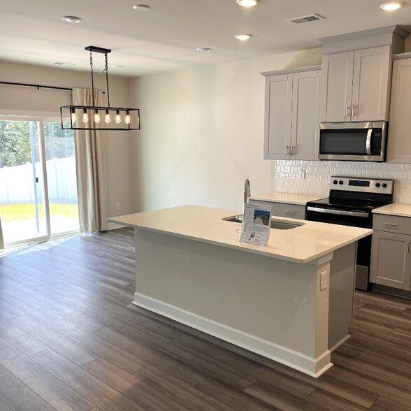 Building Photo - 179 Marley Blue Dr