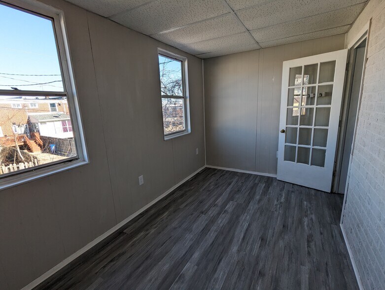 Building Photo - 1414 Locust Ave