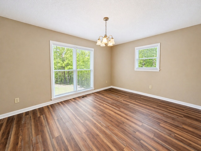Building Photo - Marion Long Term Rental!
