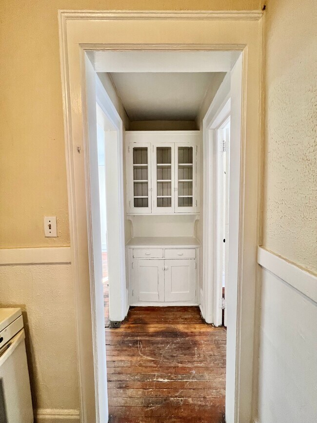 IMG_8770 - Cross Apartments