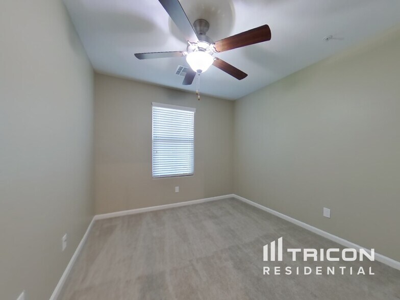 Building Photo - 12574 W Mazatzal Dr