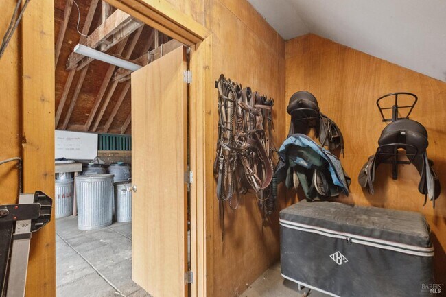 Building Photo - 6381 Nicasio Valley Rd